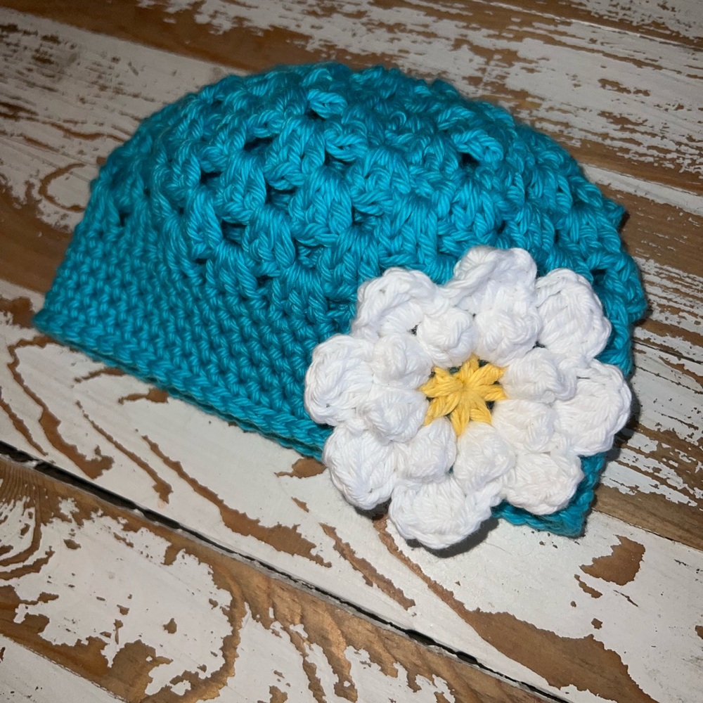 Handmade 100% Cotton Crocheted Baby Hat 6-12 mos 
NWOT